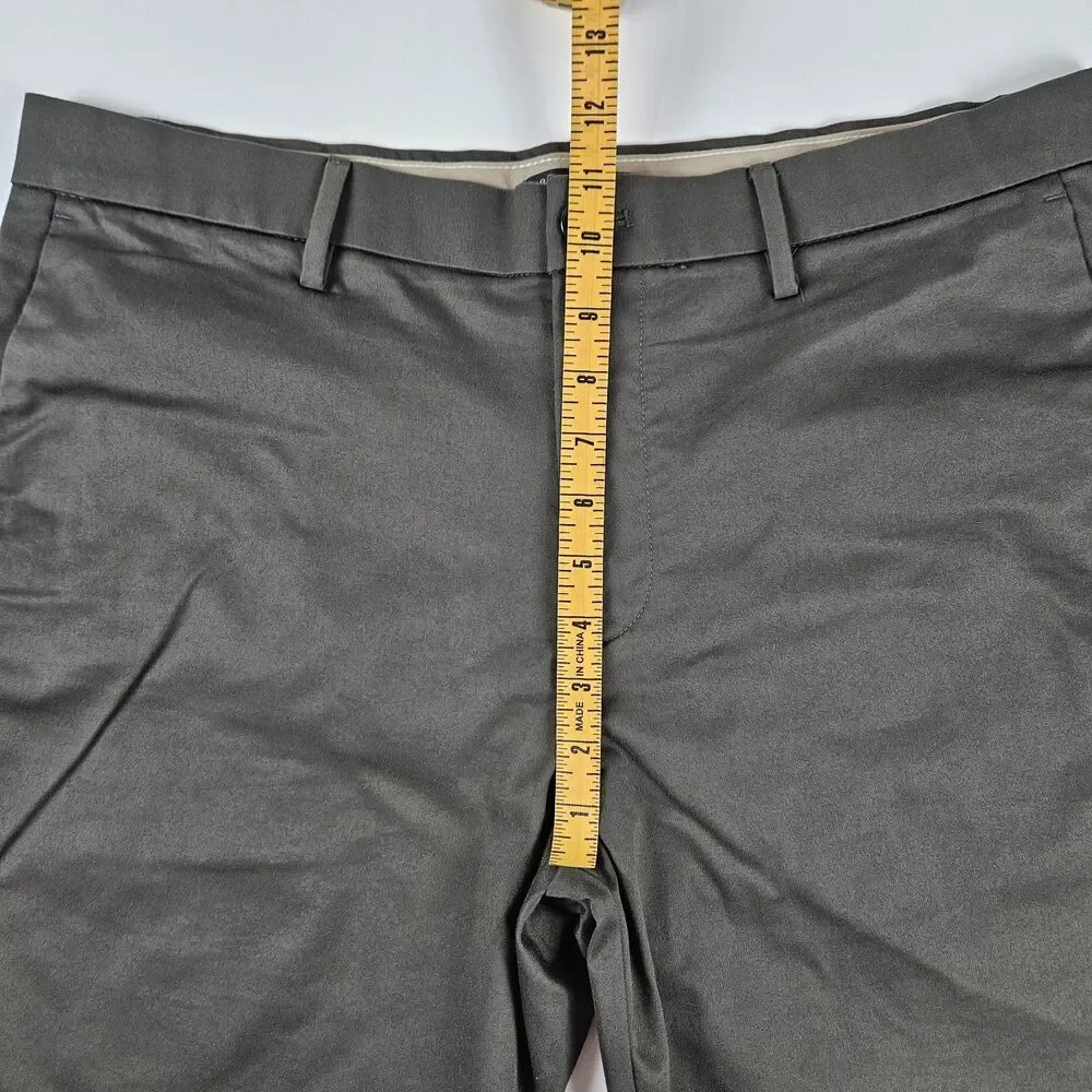 Banana Republic Men's 9
